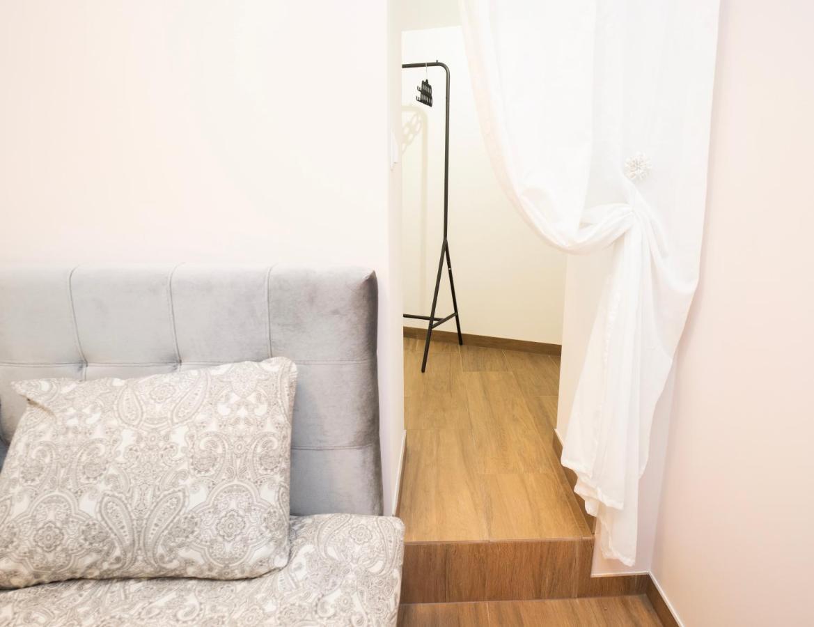 Downhill Apartment On The Groundfloor Каунас Экстерьер фото