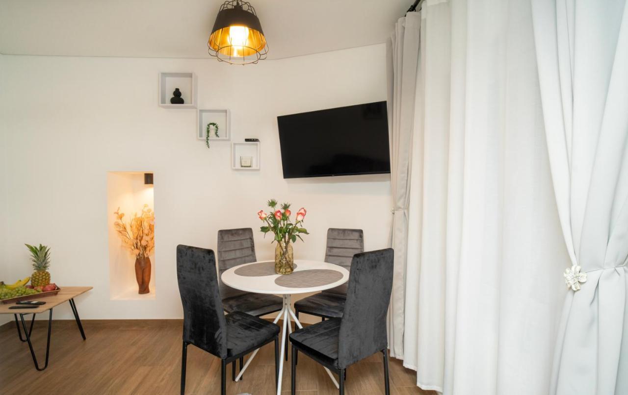 Downhill Apartment On The Groundfloor Каунас Экстерьер фото
